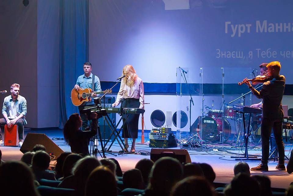 Группа МАННА стала победителем Песни Года в украинском христианстве 